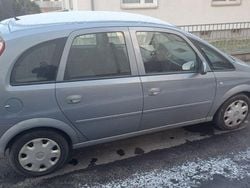 Silber Gebraucht 2005 Opel Meriva Van / Kleinbus | 555 € (Superpreis)