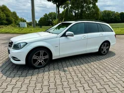 Weiß Gebraucht 2014 Mercedes C200 Edition Kombi | 10.999 € (Fairer Preis)