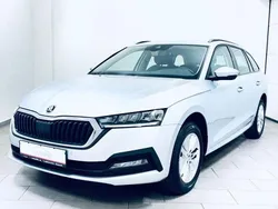 Silber Gebraucht 2022 Skoda Octavia Ambition Kombi | 17.280 € (Fairer Preis)