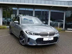 Skyscraper grau metallic Gebraucht 2024 BMW 330 M Sport Kombi | 38.480 € (Superpreis)