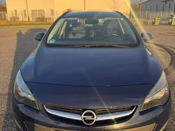 Blau Gebraucht 2015 Opel Astra Style Kombi | 4.000 € (Fairer Preis)