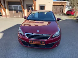 Lackierung rot rubi/metallicl Gebraucht 2015 Peugeot 308 Active Kombi | 8.999 € (Etwas zu teuer)