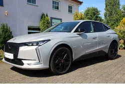Grau Gebraucht 2023 DS Automobiles DS4 Performance Line Plus Limousine | 24.750 € (Fairer Preis)