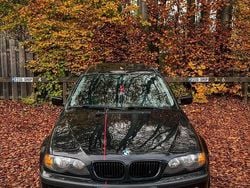Schwarz Gebraucht 2003 BMW 318 Sport Line Limousine | 2.000 € (Guter Preis)
