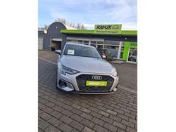 Grau Gebraucht 2022 Audi A3 Advanced Limousine | 23.300 € (Guter Preis)