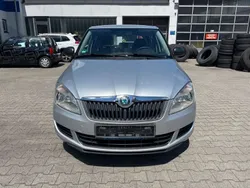 Silber Gebraucht 2012 Skoda Fabia Active Limousine | 2.850 € (Guter Preis)