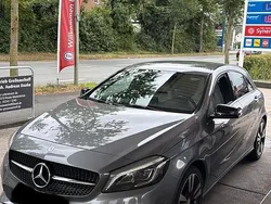 Grau Gebraucht 2015 Mercedes A180 Night Limousine | 12.299 €
