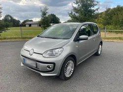 Grau Gebraucht 2015 VW up! Kleinwagen | 4.200 €