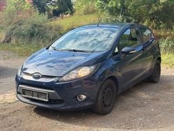 Blau Gebraucht 2009 Ford Fiesta Kleinwagen | 1.900 € (Fairer Preis)