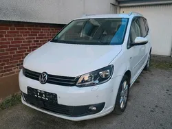 Weiß Gebraucht 2014 VW Touran Van / Kleinbus | 5.499 €
