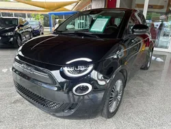 Schwarz Gebraucht 2023 Fiat 500e | 18.990 € (Guter Preis)