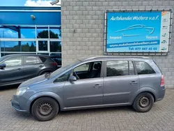 Grau Gebraucht 2006 Opel Zafira Edition Van / Kleinbus | 1.499 € (Guter Preis)