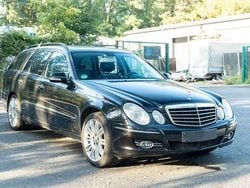 Schwarz Gebraucht 2006 Mercedes E350 Avantgarde Kombi | 1.999 € (Superpreis)