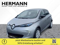 Grau Gebraucht 2016 Renault Zoe Life Kleinwagen | 7.481 € (Fairer Preis)