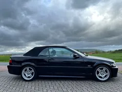 Schwarz Gebraucht 2002 BMW 318 Cabriolet M Sport Cabrio | 6.490 € (Fairer Preis)