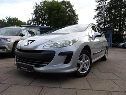 Grau Gebraucht 2011 Peugeot 308 Access Kombi | 3.490 € (Fairer Preis)