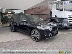 Black sapphire metallic Gebraucht 2025 BMW X7 SUV | 101.390 € (Teuer)