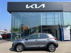 Grau Neu 2025 Kia Stonic Vision SUV | 21.990 € (Fairer Preis)