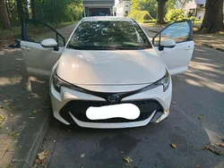 Weiß Gebraucht 2021 Toyota Corolla Kombi | 17.000 € (Superpreis)