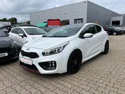 Weiß Gebraucht 2013 Kia ProCeed GT Kleinwagen | 9.490 €