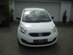 Weiß Gebraucht 2012 Kia Venga Attract Kleinwagen | 5.900 € (Etwas zu teuer)