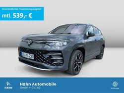 Delfingrau metallic Gebraucht 2024 VW Tayron R-line SUV | 58.990 € (Fairer Preis)