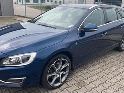 Blau Gebraucht 2015 Volvo V60 Ocean Race Kombi | 10.000 € (Fairer Preis)