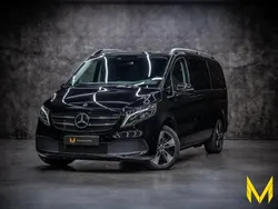 Obsidianschwarz metallic Gebraucht 2023 Mercedes V220 Edition Van / Kleinbus | 62.222 € (Teuer)
