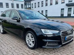 Schwarz Gebraucht 2019 Audi A4 Ambiente Limousine | 17.650 € (Guter Preis)