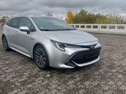 Silber Gebraucht 2019 Toyota Corolla Business Edition Kombi | 15.999 € (Fairer Preis)