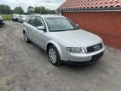 Silber Gebraucht 2002 Audi A4 Kombi | 1.799 € (Fairer Preis)