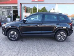 Schwarz Gebraucht 2023 Skoda Karoq Tour SUV | 27.480 € (Guter Preis)