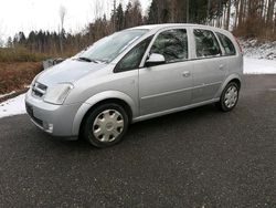 Silber Gebraucht 2006 Opel Meriva Van / Kleinbus | 2.400 € (Fairer Preis)