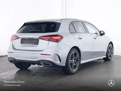 Silber Gebraucht 2024 Mercedes A200 AMG Limousine | 33.990 € (Fairer Preis)