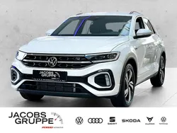 Pure white Gebraucht 2025 VW T-Roc R-line SUV | 35.830 € (Teuer)