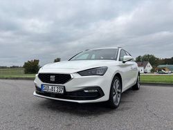 Weiß Gebraucht 2021 Seat Leon Style Limousine | 18.000 € (Fairer Preis)