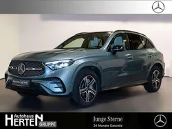 Lack verdesilber Gebraucht 2024 Mercedes GLC300 AMG line SUV | 58.890 € (Fairer Preis)