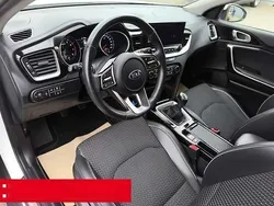 Weiß Gebraucht 2021 Kia XCeed SUV | 18.040 € (Fairer Preis)