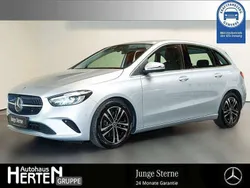 Iridiumsilber Gebraucht 2023 Mercedes B250 Progressive Van / Kleinbus | 34.900 € (Guter Preis)