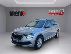 Silber metallic Gebraucht 2024 Skoda Kamiq Ambition SUV | 22.990 € (Fairer Preis)