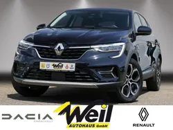 Schwarz (onyxschwarz metalli (schwarz)) Gebraucht 2023 Renault Arkana Techno SUV | 24.990 € (Fairer Preis)