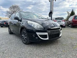 Schwarz Gebraucht 2011 Renault Scénic III Luxe Van / Kleinbus | 3.990 € (Guter Preis)