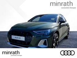 Grün Gebraucht 2024 Audi A3 Ambiente Limousine | 41.370 €