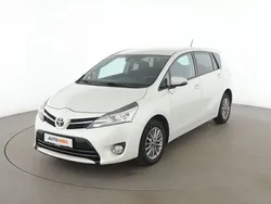 Weiß Gebraucht 2016 Toyota Verso Edition-S Van / Kleinbus | 15.500 € (Fairer Preis)