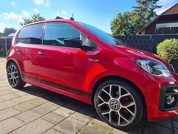 Rot Gebraucht 2021 VW up! GTI Kleinwagen | 13.700 € (Guter Preis)