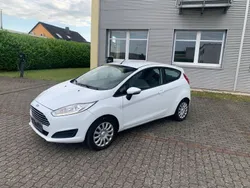 Weiß Gebraucht 2015 Ford Fiesta Trend Kleinwagen | 6.200 € (Fairer Preis)