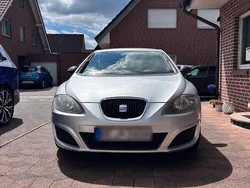 Silber Gebraucht 2011 Seat Leon Kleinwagen | 2.800 € (Superpreis)