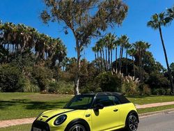 Grün Gebraucht 2021 Mini John Cooper Works Cabriolet Cabrio | 34.800 € (Teuer)