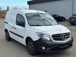Weiß Gebraucht 2018 Mercedes Citan 108 Van / Kleinbus | 8.950 € (Fairer Preis)