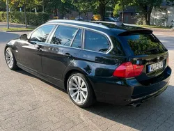 Schwarz Gebraucht 2010 BMW 320 Kombi | 6.700 € (Fairer Preis)